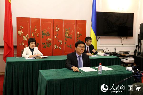 中乌两国探讨加强豆类、谷物及油料贸易合作。人民网记者 谭武军摄